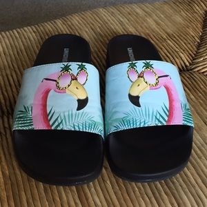 Flamingo Shoes Sz 9.5 Union Bay