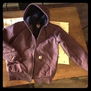 Women’s Carhartt plum jacket