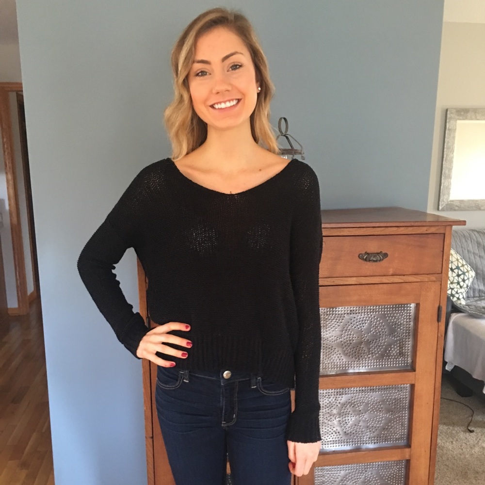 Knit sweater Sz Medium