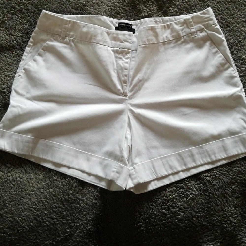 Cuffed shorts