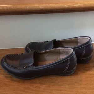 I love comfort sz 6.5 M brown loafers
