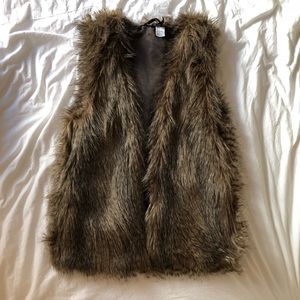 H&M faux fur vest