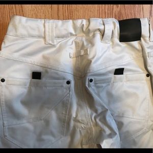 MEN’S Empyre white snowboarding pants size Small