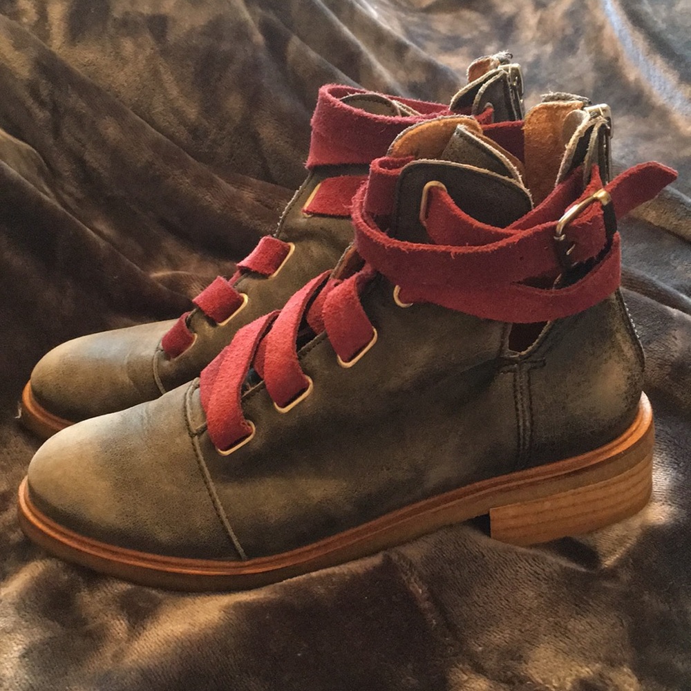 Free People Suede Lace Up ankle boots