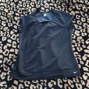 Cap sleeve Nike XL Black Workout Top