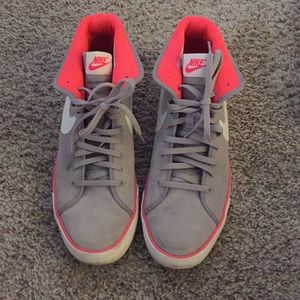 Nike suede kicks size 11, women's