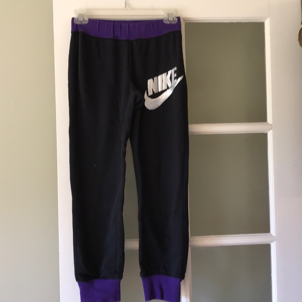 Girls Nike Sweatpants