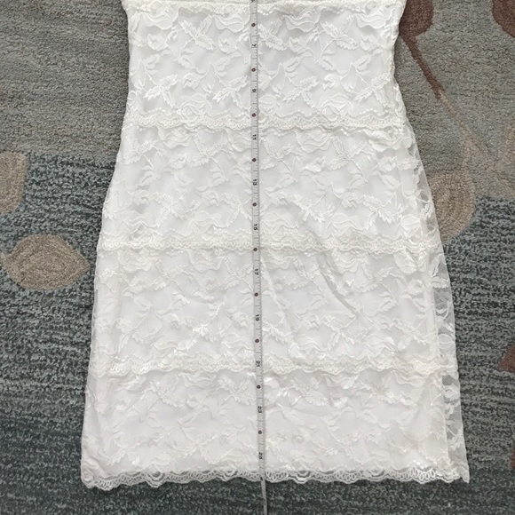 Little White Lace Dress - Picture 5 of 8