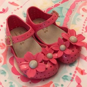 Mini Melissa Size 6