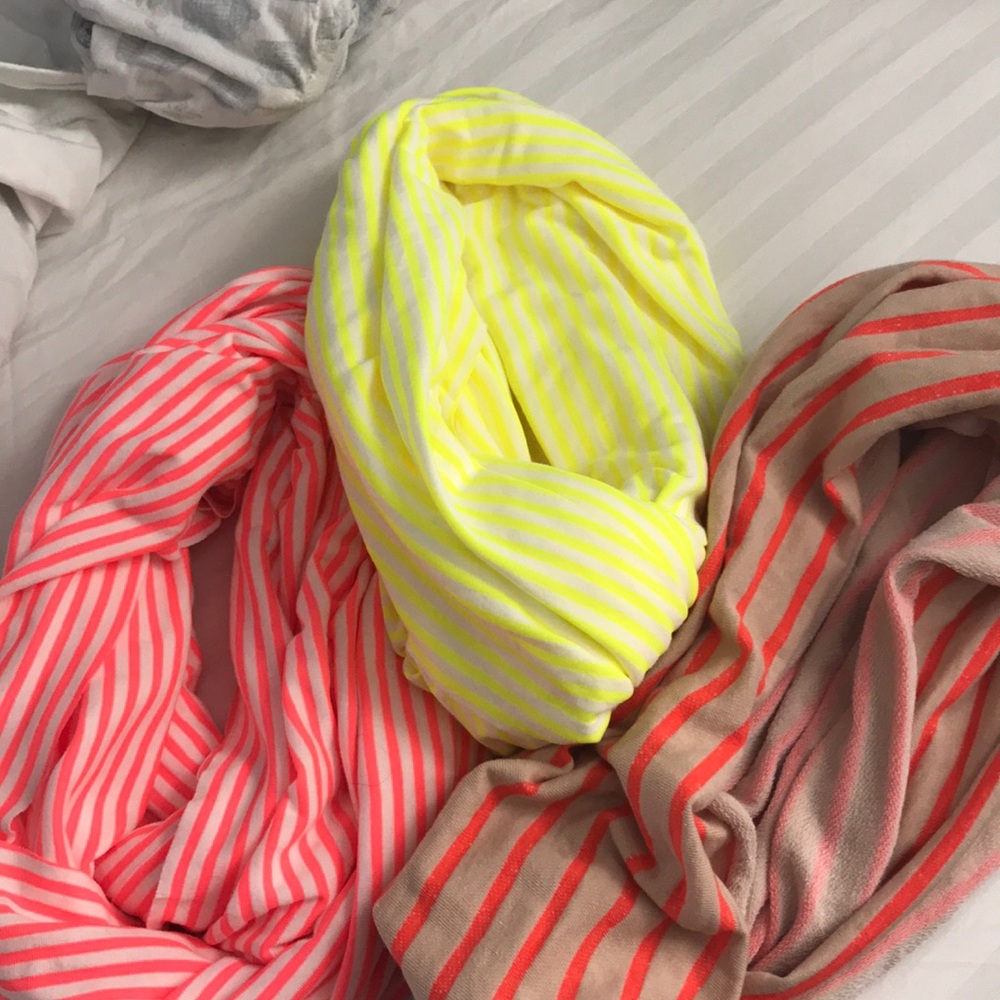Gap infinity scarves