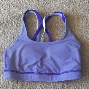 Lululemon sports bra