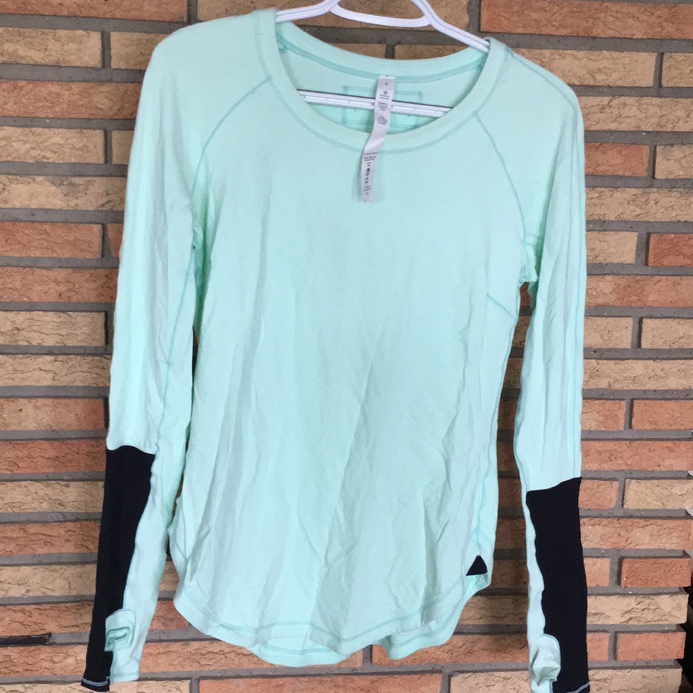 Lululemon long sleeve shirt - sz 6 - women’s