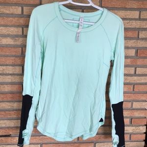 Lululemon long sleeve shirt - sz 6 - women’s