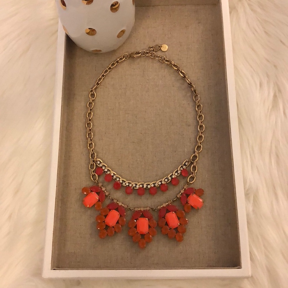 Stella & Dot Stunner Statement Necklace