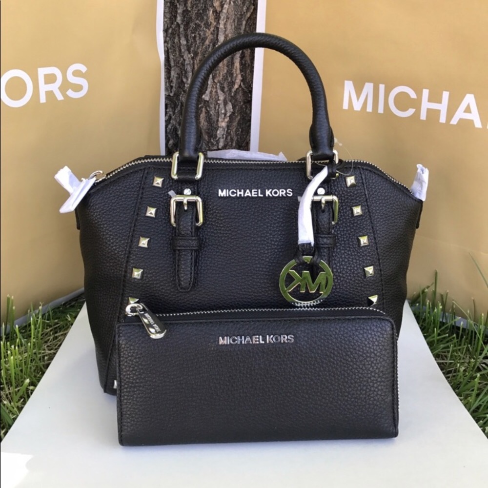 🎄🎁Michael Kors Set🎄🎁