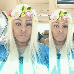 Meet your Posher, Ericka cane