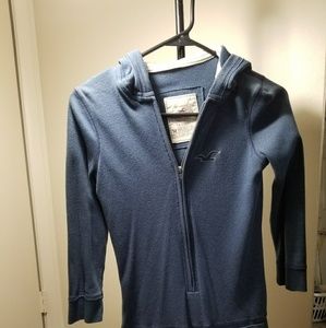 Hollister top in navy