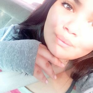 Meet your Posher, Carina
