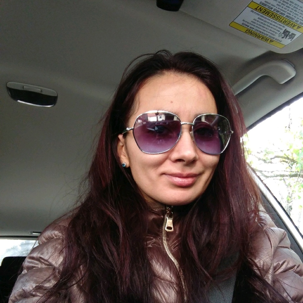 Meet your Posher, Diana