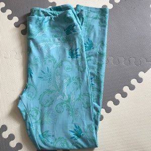 OS Lularoe Leggings. Hardly worn.