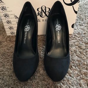 Rock & Republic black heels size 8.5