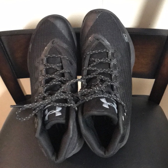 Under Armour Steph Curry’s (SC3) - Picture 1 of 5