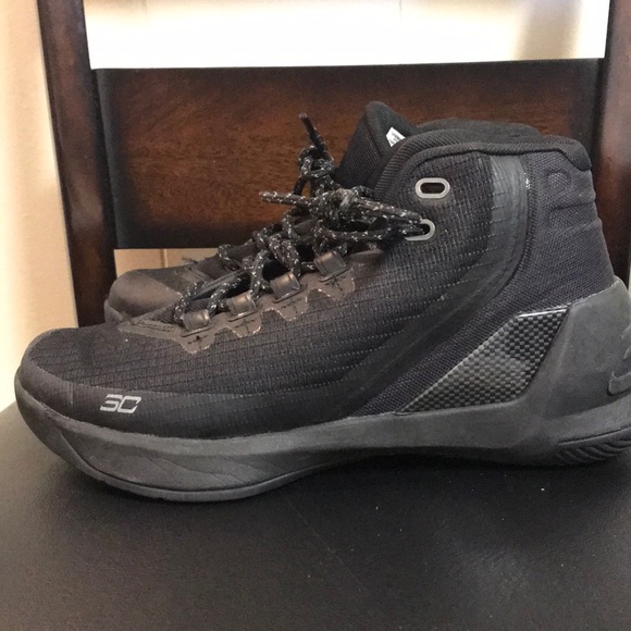 Under Armour Steph Curry’s (SC3) - Picture 2 of 5