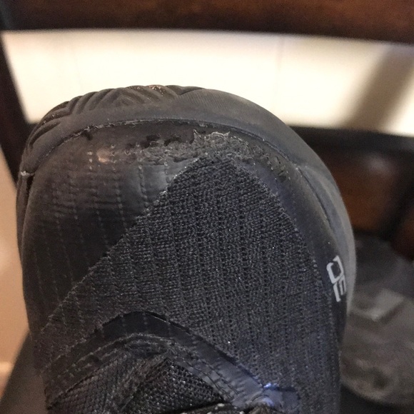 Under Armour Steph Curry’s (SC3) - Picture 5 of 5