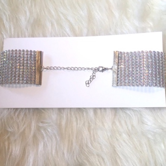 Iridescent Crystal Choker Necklace - Picture 5 of 7