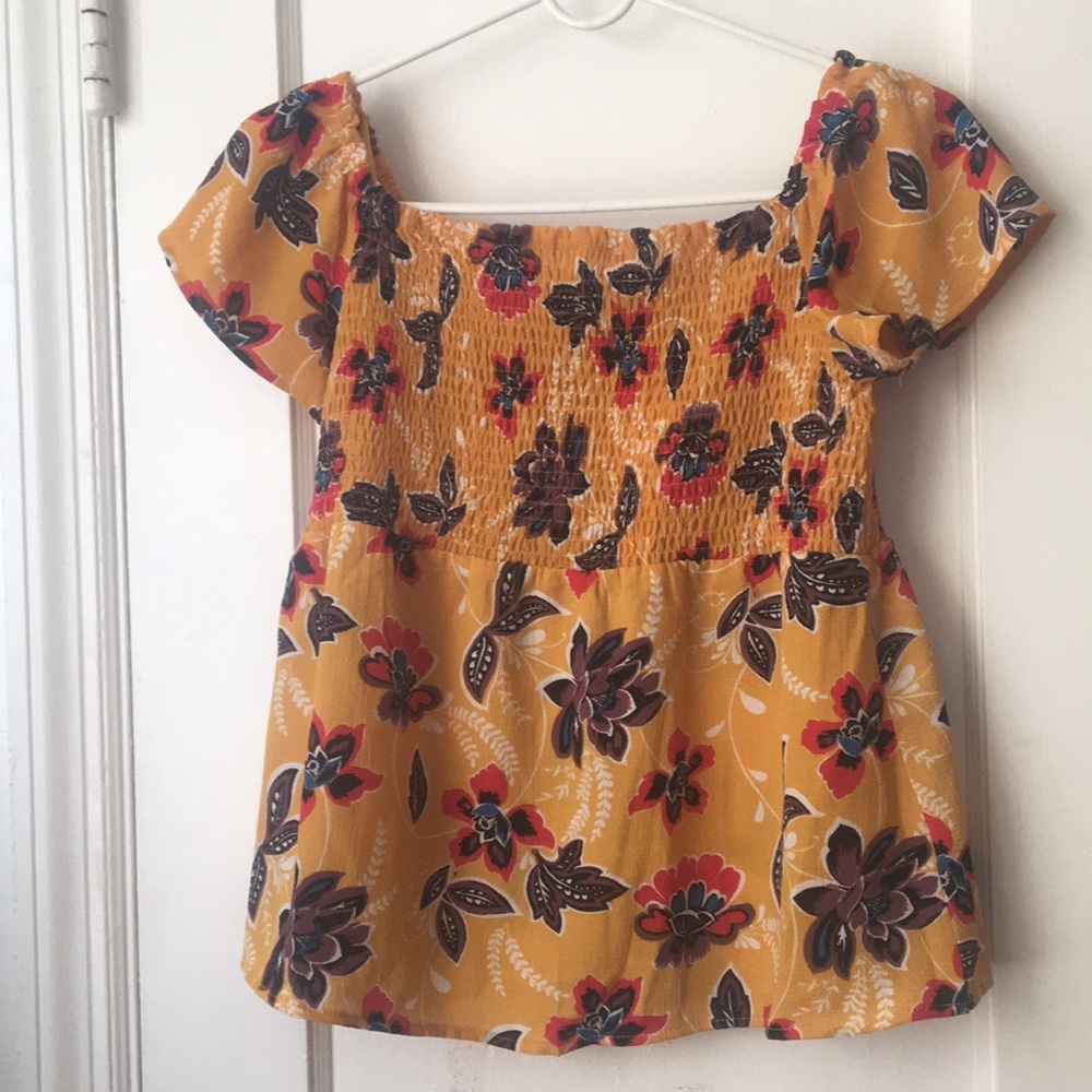 Monteau  top, on or off shoulder (M)