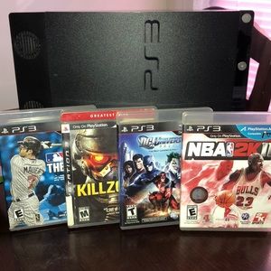 PlayStation 3 bundle with 4 games & 2 controllers
