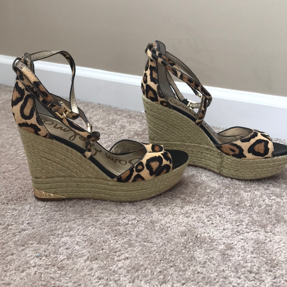 Leopard wedges