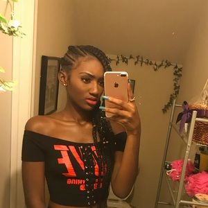 Meet your Posher, Deborah