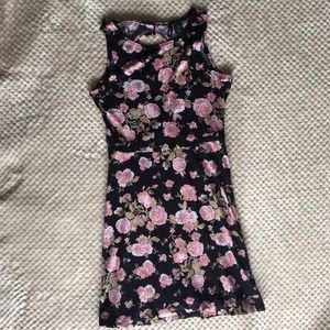 Floral mini summer dress