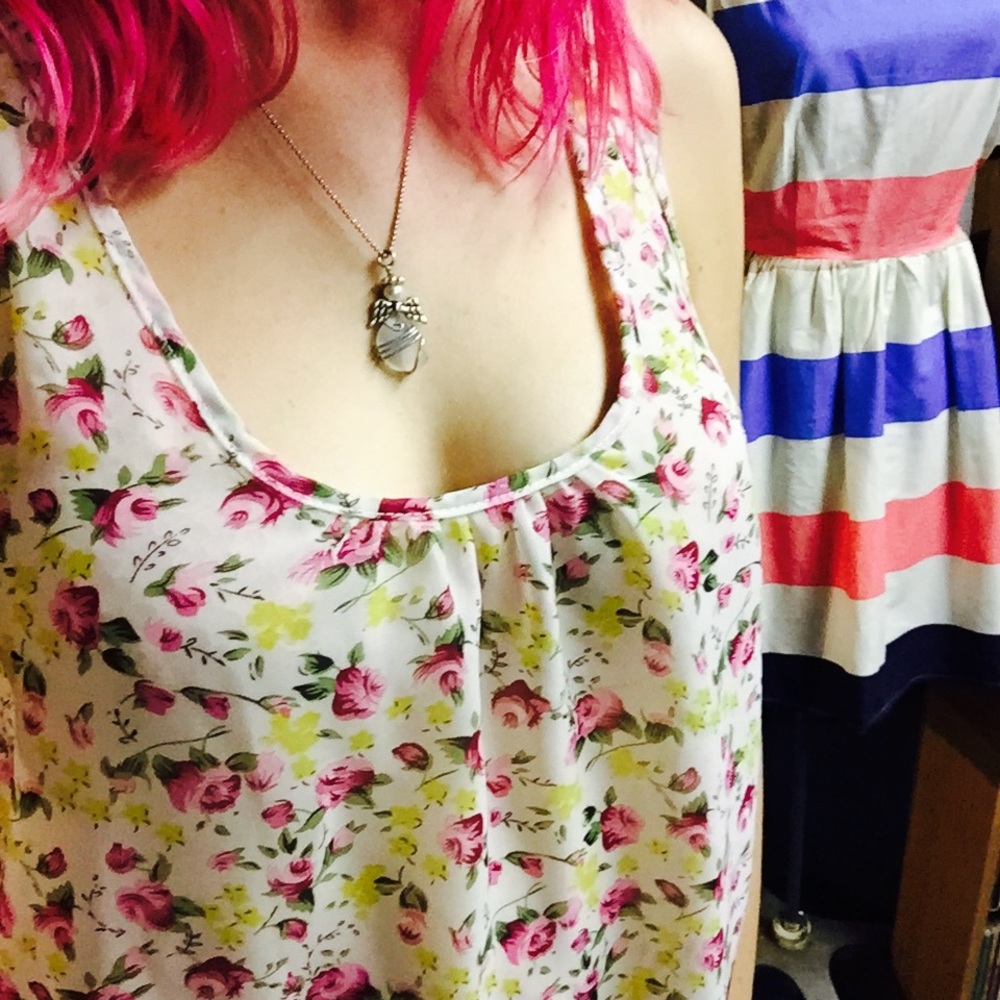 Love Culture Small sheer tank