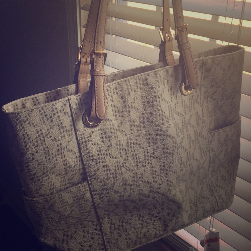 Michael Kors handbag