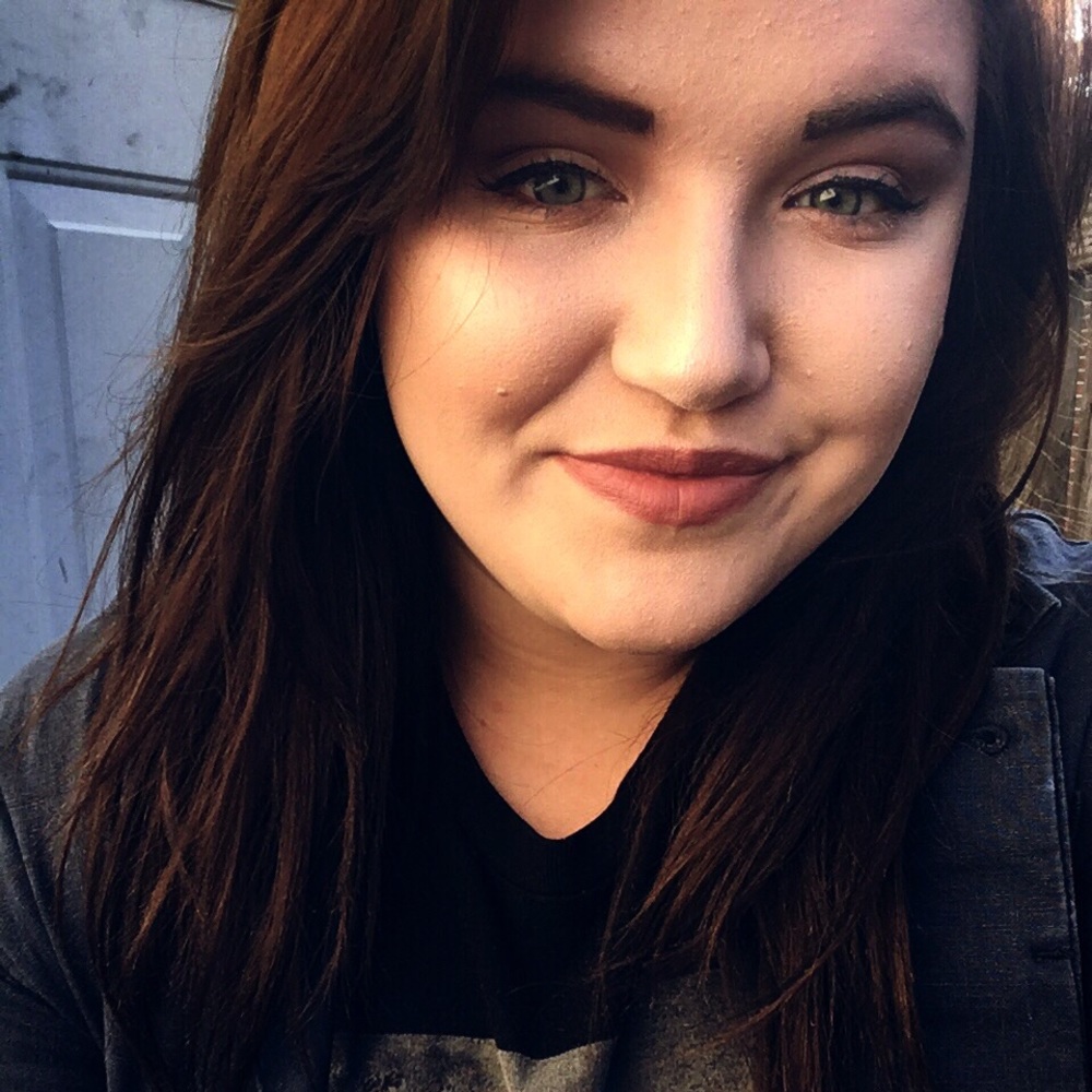 Meet your Posher, Julia