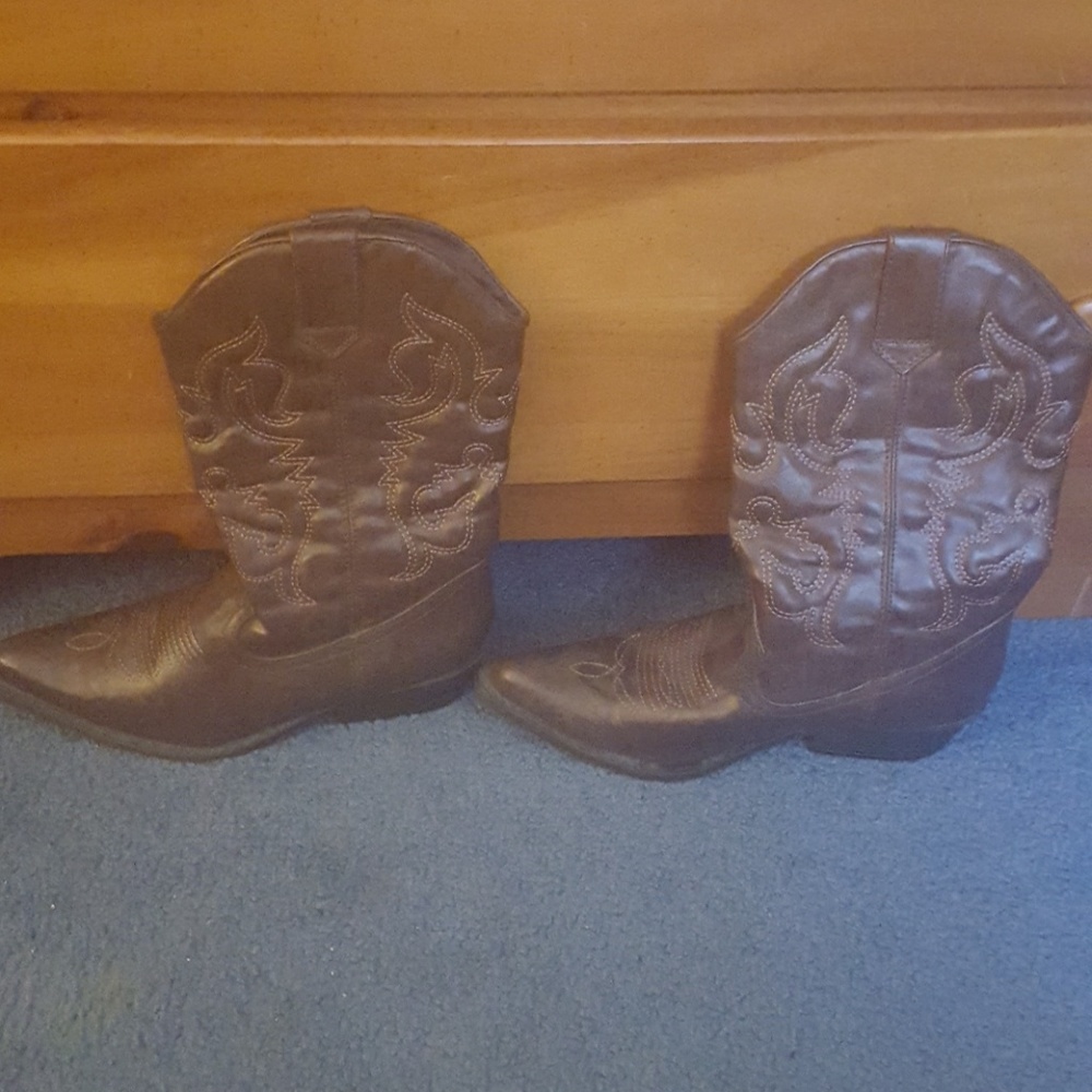 Womens shoes