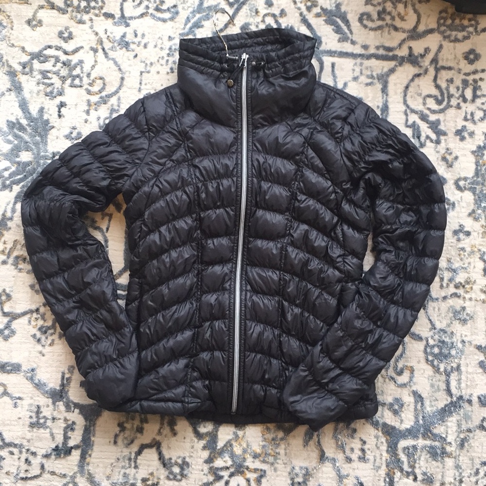 Athleta Black Down Jacket Gem