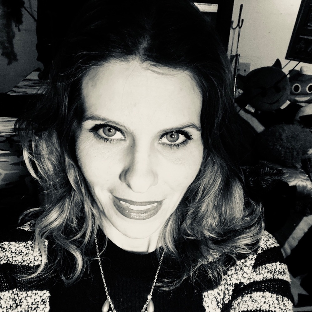 Meet your Posher, Coralea