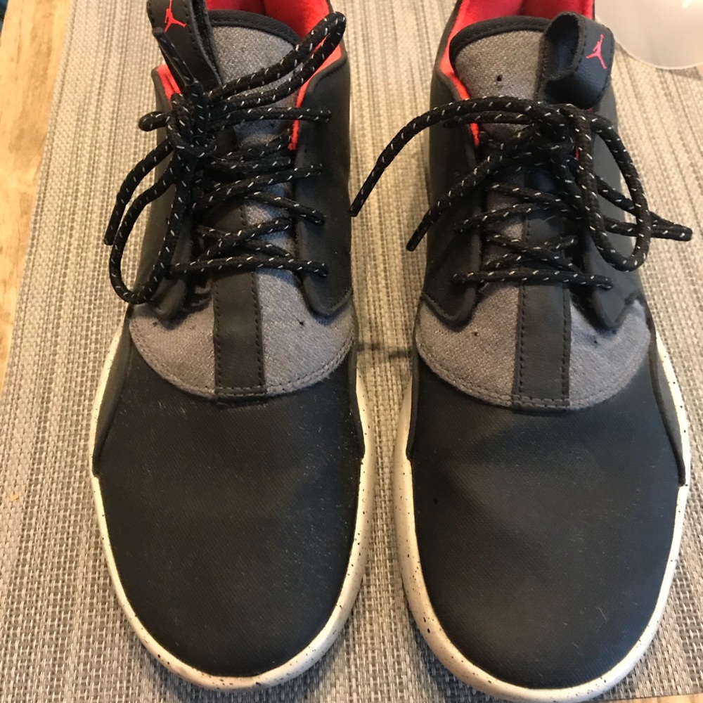 Jordan eclipses