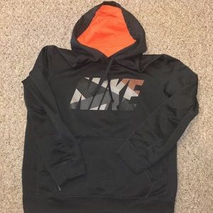 Nike Therma-Fit hoodie