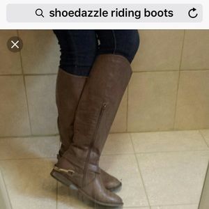 Shoe dazzle taupe riding boots.