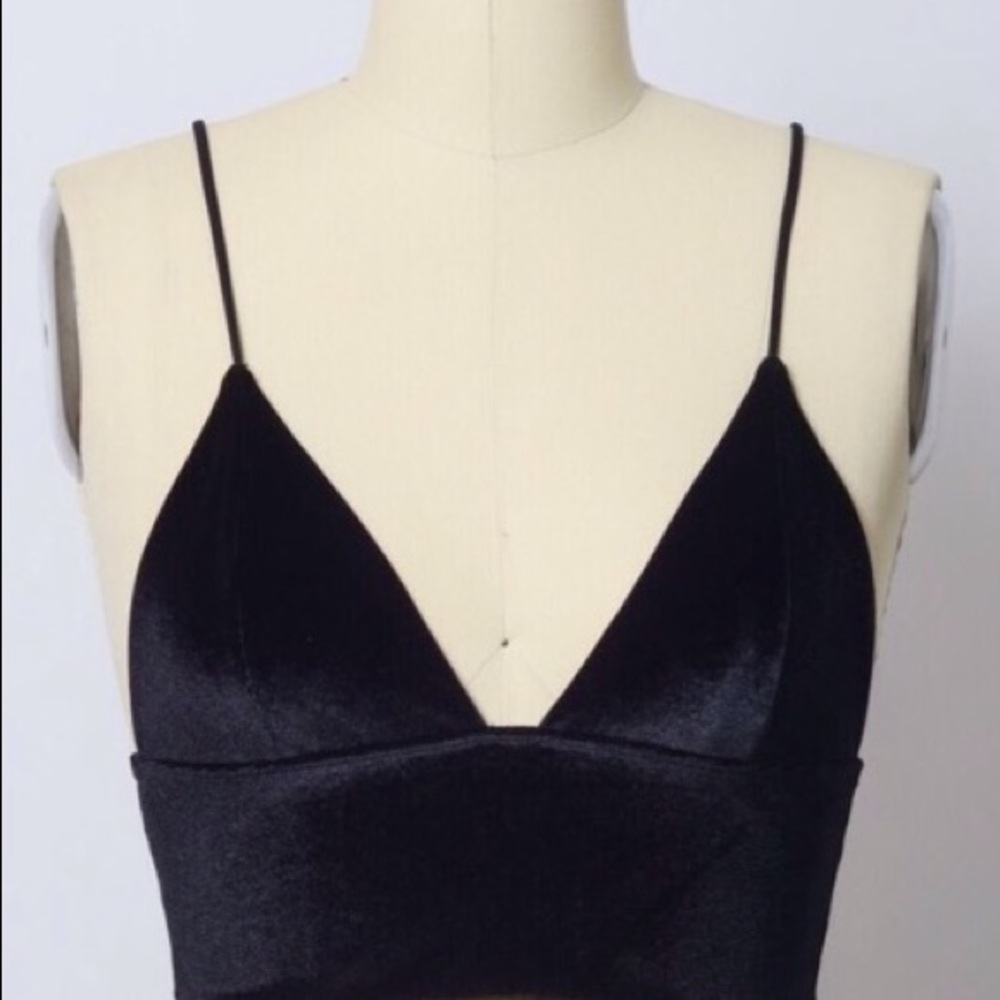 Velvet Plunge Bralette - Picture 5 of 6