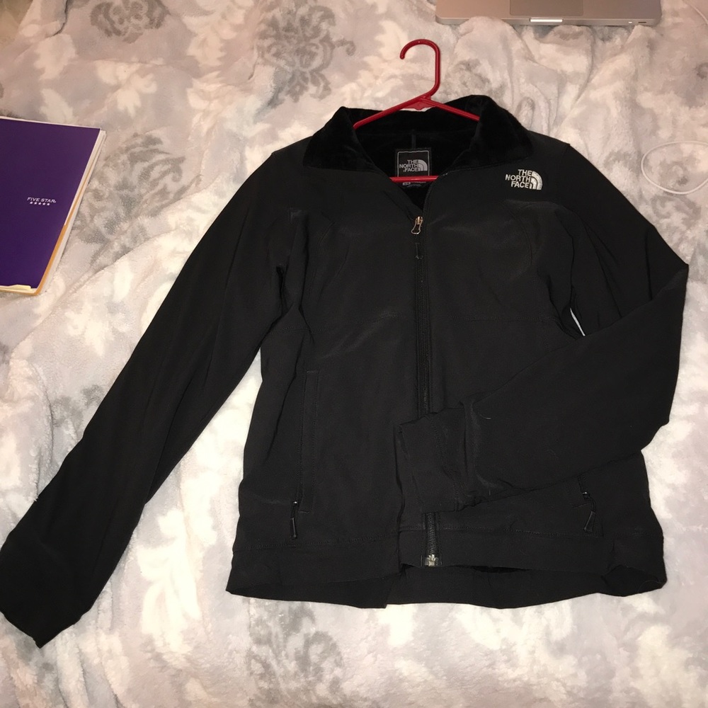 Women's northface softshell size M