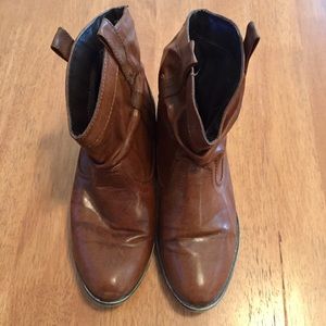 Tan ankle cowboy boot