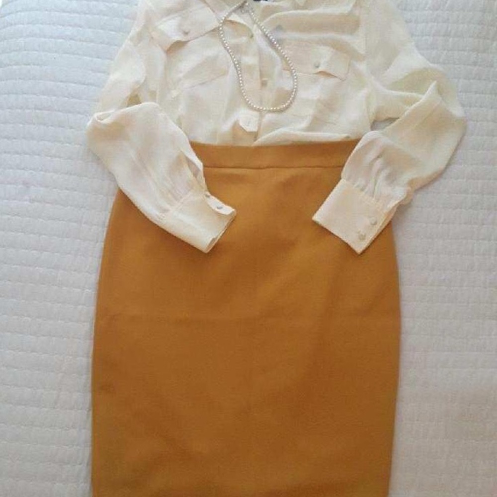 NWT!The Limited Golden Lined Skirt