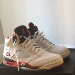 Air Jordan Retro 5