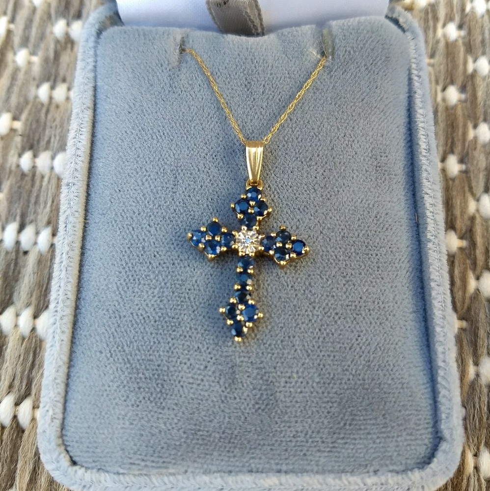 Cross Necklace with Gold, Diamond and Saphire.