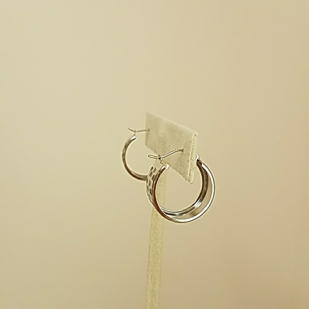 14k Solid White or Yellow Gold Hoop Earrings - Picture 4 of 8